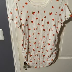Old Navy maternity tee